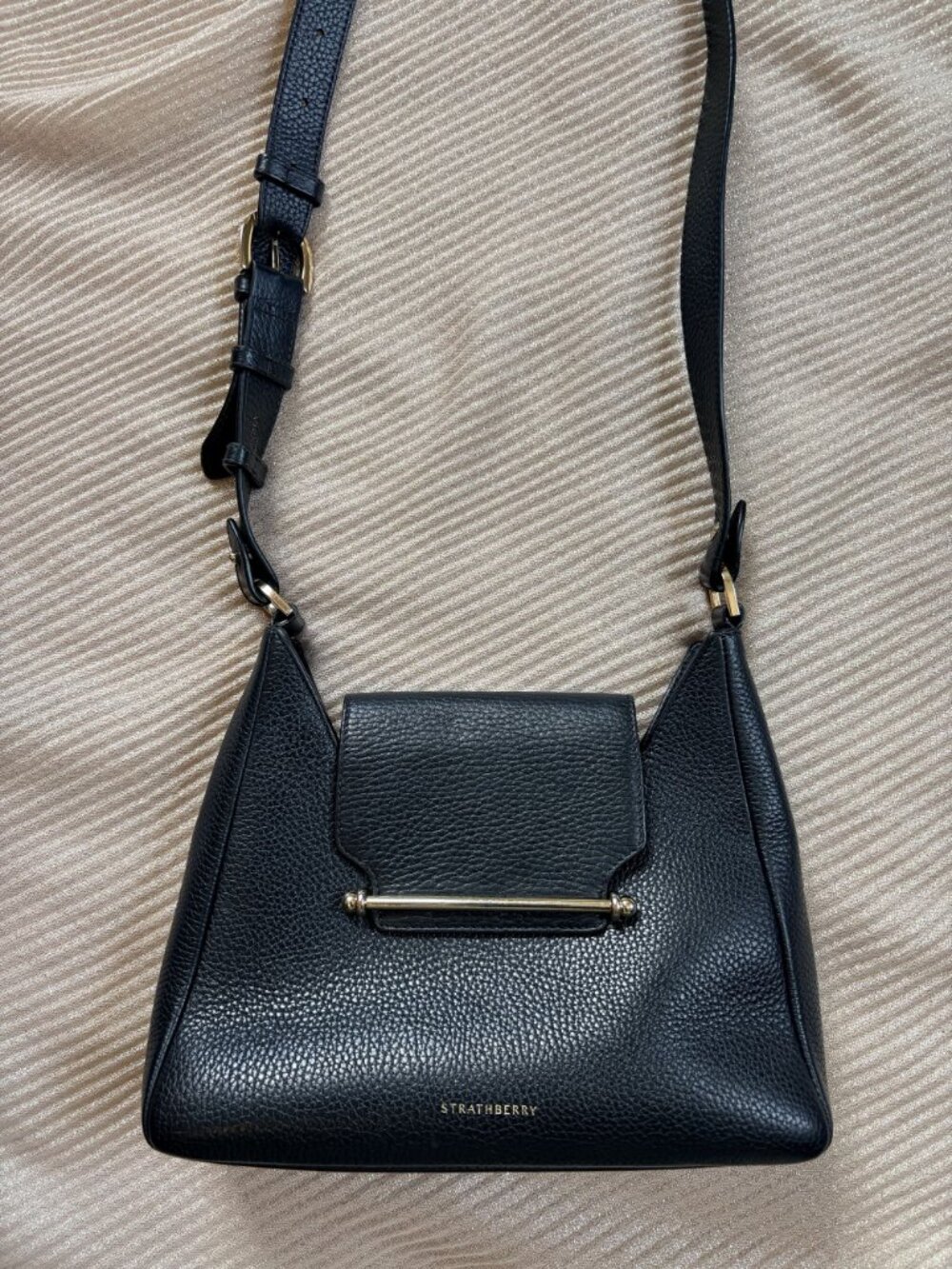 Strathberry Multrees Flap Leather Hobo Bag Black Leather - Picture 4 of 7